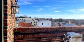 28 MAIN Street Gallery 76