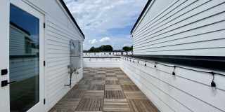 629 N Queen Street Gallery 49