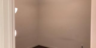 Wonderful 1 bedroom, 1 bathroom studio unit in the heart of the UAB Medical District Gallery 8