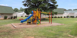 Hunters Pointe Gallery 3