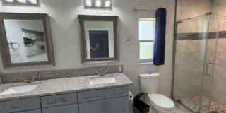 3 Bedroom / 2 Bathroom Home with 2-Car Garage and Spacious Yard Gallery 12