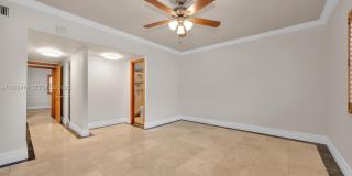 100 Edgewater Dr Gallery 10