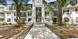 2201 Pine Heights Drive Northeast Gallery 1