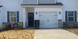 4 Bedroom 3 Bath Townhome in the Stoneledge Community Gallery 1