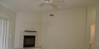 Unfurnished, 1-year long-term rental Gallery 6