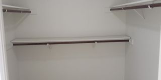 1121 Dixon Circle Gallery 21