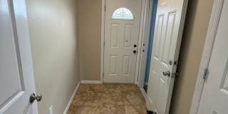 Mint 2 Bed/2 Bath Single-Family Home in Howard Beach! Gallery 20