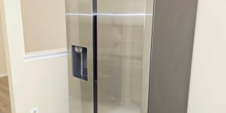 Beautiful 3BR Townhome in Burtonsville | Garage, Deck & Community Amenities Gallery 11