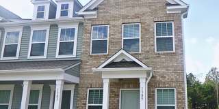 2 br 2.5 ba townhome, close to I-85, dining and shopping - AVAILABLE NOW Gallery 1