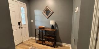 3 Bedroom / 2 Bath End-Unit Condo in Crossland Downs – Across from the AU Vet School Gallery 4