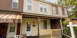Cozy Home - Munhall Gallery 1