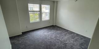 Charming 4 bedroom 4 bathroom in heart of East Lake! Gallery 13