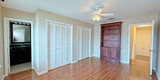 Custom Remodeled Townhome off Jefferson Hwy Gallery 22