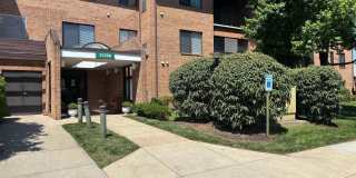 15300 PINE ORCHARD Drive Gallery 1