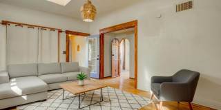 PRICE REDUCTION!!! ALL UTILITIES INCLUDED!! Gallery 8