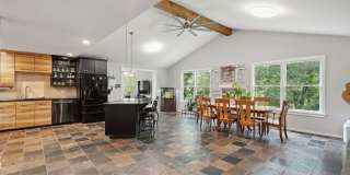 Gated versatile lifestyle property tucked into the heart of Tennessee’s most scenic countryside Gallery 25