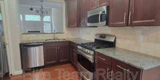 2339 Whitford Ln Gallery 4