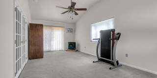 223 Harrison Avenue Gallery 13