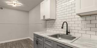 Crossings at Midtown Gallery 72