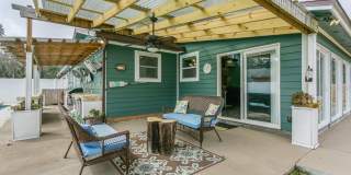 Waterfront Luxury Living – 4 Bed / 3 Bath – Over 2,600 Sq Ft Gallery 41