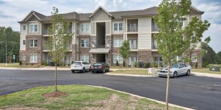 Pines at Glen Laurel Luxury Apartments Gallery 10