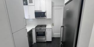 158 E 37th St Gallery 3