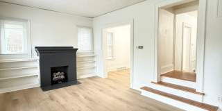 Available Now! Midtown 4 Bedroom Townhome Gallery 1