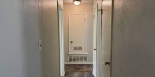 4 Bed, 2 Bath Home on Cul-de-sac Gallery 10