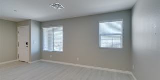 6184 Rathbone St Gallery 16