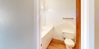 Marina Cove Apartments Gallery 37