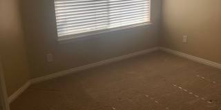 Wonderful 3 bed / 2 bath Condo with a pool Gallery 18