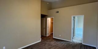 3 Bedroom Condo - Gated - Summerlin - Detached Garage- New Carpet Gallery 16