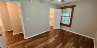 300 W 4th Street Gallery 14