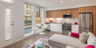 CityLine Gallery 16