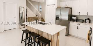 452 NW 203rd Ter 452 NW 203rd Ter Gallery 5