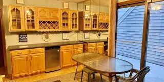 210 Sumner Avenue Gallery 15