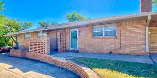 Large 3 Bed 2 Bath off NW 63rd & N. Villa in OKC Large 3 Bed 2 Bath off NW 63rd & N. Villa in OKC Gallery 1