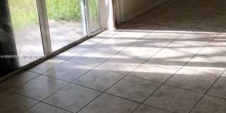 661 SW 10th st Gallery 3