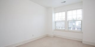 Charming Newer Construction King City 3 Bedroom/2.5 Bath Home Gallery 19