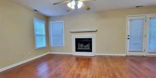5532 NE Robmont Drive Gallery 26
