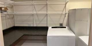 101 SCHOLZ PLAZA ph18 Gallery 51