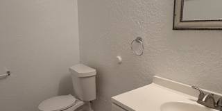 2815 Northwest Lincoln Avenue Gallery 2