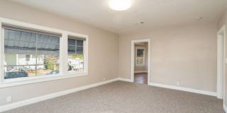 1612 Concordia St - 2 bedroom | 1 bath | Upper unit Gallery 1