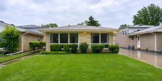 905 Long Road Gallery 1