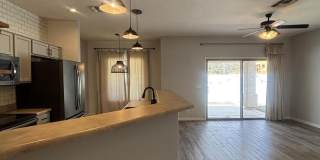 948 E Savannah Gallery 37