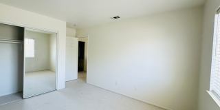 Spacious 4 Bedroom with Loft in Loma Linda Gallery 40