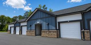 Easton at Mountain Island Gallery 60