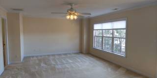 3 Bed 2.5 Bath Townhouse Gallery 17