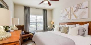 Palm Valley Apartments Gallery 12