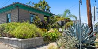 307 6th Ave Gallery 1